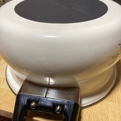【決まりました】未使用のレトロなホーロー製の両手鍋の画像