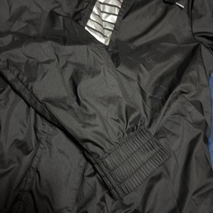 PUMAシャカシャカジャンパーの画像