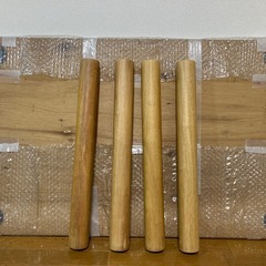 ダイニングテーブルの画像