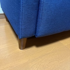 小さめソファ ブルーの画像