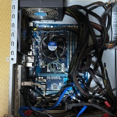 GIGABYTE PC ジャンクでの画像