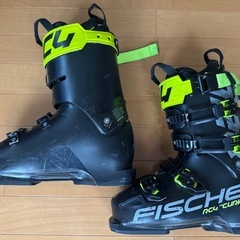 スキーブーツ3セット(2セットはジャンク品)の画像