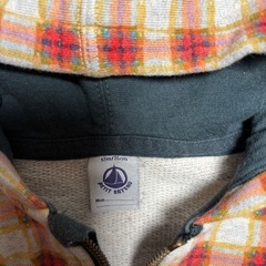 パーカーの画像