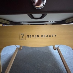 折りたたみリクライニングベッド（施術用・
木製・有孔）の画像