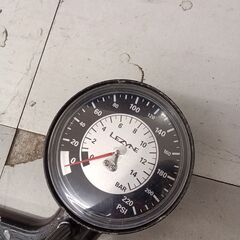 ★リユースのサカイ千葉中央店★ LEZYNE 空気入れ  H×D×W クリーニング済み TC5360の画像