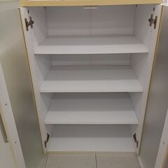 ★リユースのサカイ千葉中央店★  食器棚  H89×D39×W60 クリーニング済み TC5361の画像