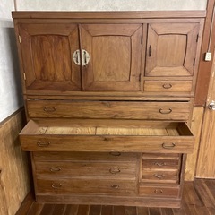 丈夫なタンスの画像