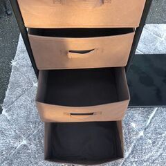 ハンガーラック 引き出し付 収納家具 【送料に設置費込み】🚚自社配送時💳代引き可🚚(現金、クレジット、スマホ決済対応)の画像