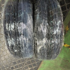 スパイクタイヤ 215/60R16　12年製　WINGUARD231 2本バラの画像