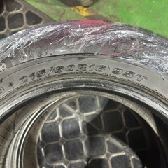 スパイクタイヤ 215/60R16　12年製　WINGUARD231 2本バラの画像