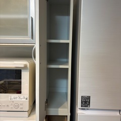 キッチン用調味料棚の画像