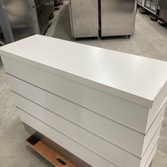 【来店歓迎】受付カウンター 木製 ホワイト レジカウンター  ジム 店舗 エステ 販売店 サービス　検)事務机 オフィス チェア　会議 椅子　ロッカー　ミーティングテーブル　応接ソファ 店舗 事務所 什器　書庫 本棚 ラック デスク スチール 美品多数 格安 【中古オフィス家具】の画像