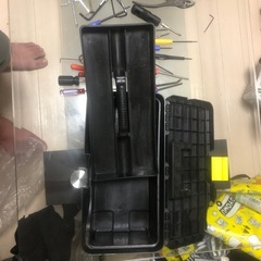 工具 レンチ ドライバー ノコギリ 六角レンチ カッター その他よく分からない物の画像