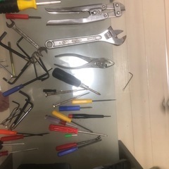 工具 レンチ ドライバー ノコギリ 六角レンチ カッター その他よく分からない物の画像