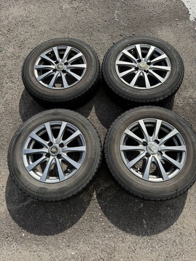 4穴ホイールセット 4本 4x100スタッドレスタイ ヤ付き