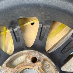 4穴ホイールセット 4本 4x100スタッドレスタイ ヤ付きの画像