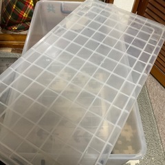 キャスター付き衣装ケースの画像