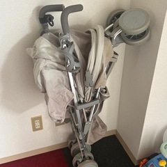 ベビーカーの画像