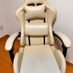 オフィスチェアの画像