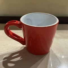 かわいい💕おしゃれ🌷マグカップハート型❤️デザートカップ•ケーキカップ🍰陶器赤•白の画像