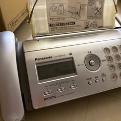 105)【無料　Panasonic 電話機☎️】の画像