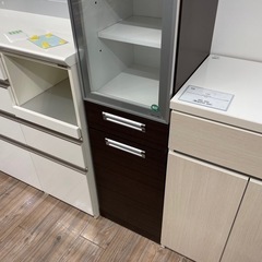 隙間食器棚の画像