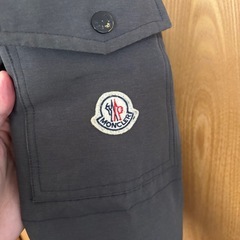 MONCLER グレー ダウンジャケットの画像