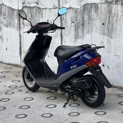 大人気セール‼️安心のバッテリー新品✨️リアタイヤ新品✨️セルモーター新品✨️嬉しいオイル満タン補充済み🈵オイル交換不要⭕️継ぎ足しだけで🆗2サイクルでパワフルな走り💨AF27 スーパーディオ✴の画像