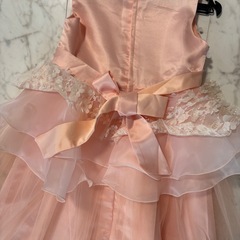 一度のみ使用　キッズ　パーティードレスの画像