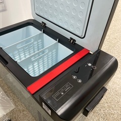 車載用冷凍冷蔵庫　AVESTの画像