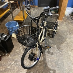 電動アシスト自転車の画像
