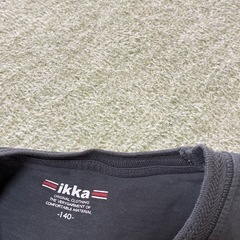 ikka 長袖　tシャツ 140の画像