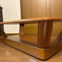 ガラス天板センターテーブルの画像