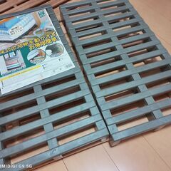 プラスチック製スノコ　0円！！　お引き取り限定　小牧からですの画像