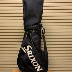 スリクソン　キャディバッグ　黒の画像