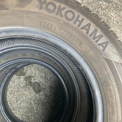 ヨコハマタイヤスタッドレス145/80-13
の画像