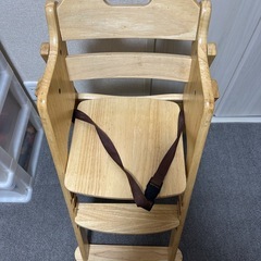 テーブル付きチェア　子供用椅子　ベビーチェア　カトージの画像