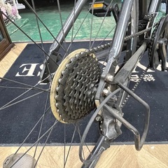 0614 ブリジストン CYLVA LF2449クロスバイク BK の画像