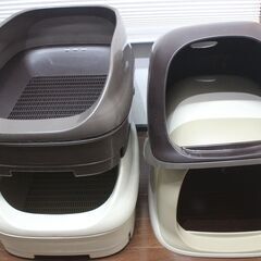 猫用システムトイレ　ドーム型　中古の画像