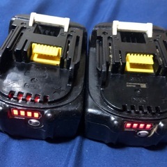 ④マキタ18v純正バッテリーBL1830B、中古美品、２個の画像