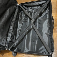【美品】大型　スーツケース　シルバーの画像