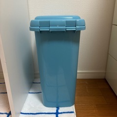 【話し合い中】ゴミ箱の画像