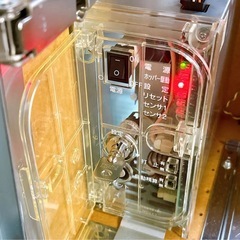 パチスロ　北斗の拳2 乱世覇王伝　液晶暗い　リール不動　完全ジャンク品  家庭用電源コード　鍵2本ありの画像