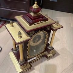 ジャンク品　レトロな時計の画像