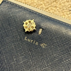 Luria 4℃ ドット柄 長財布 ネイビーの画像