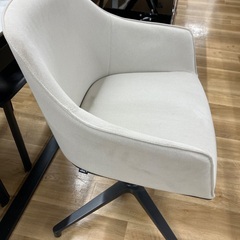 【軽トラ90分貸し出しサービス】Vitra　ソフトシェルチェアの画像