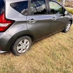 衝突軽減装置付  平成29年式 日産ノート シルバーの画像