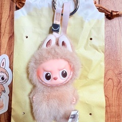 ポップマート ザ モンスターズ 　B　ラブブ ピン フォー ラブ シリーズ ぬいぐるみ ペンダント の画像