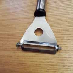 ステンレス製　ピーラーの画像