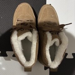 【新品 未使用】 ベージュ ムートンブーツ 23cmの画像